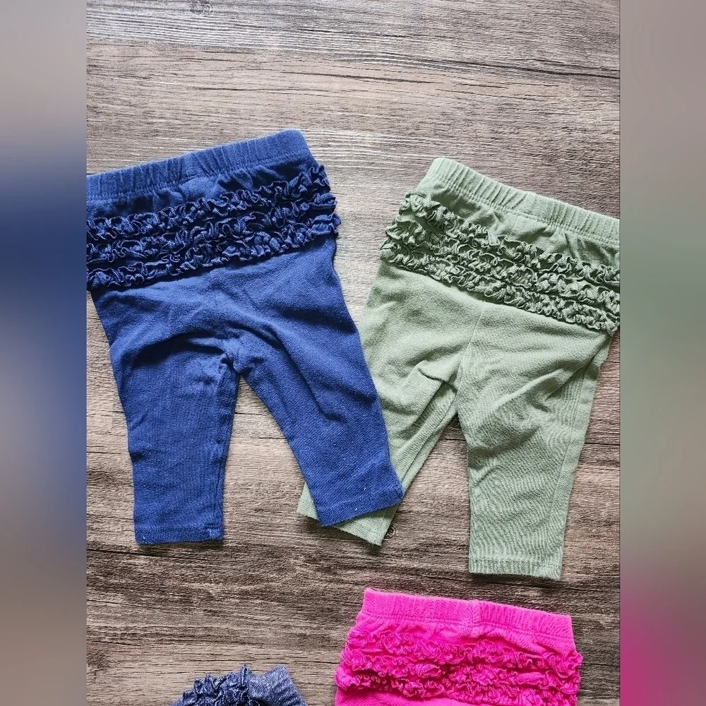 Old Navy 3 To 6 Month Kids Ruffle Leggings Pants Bundle